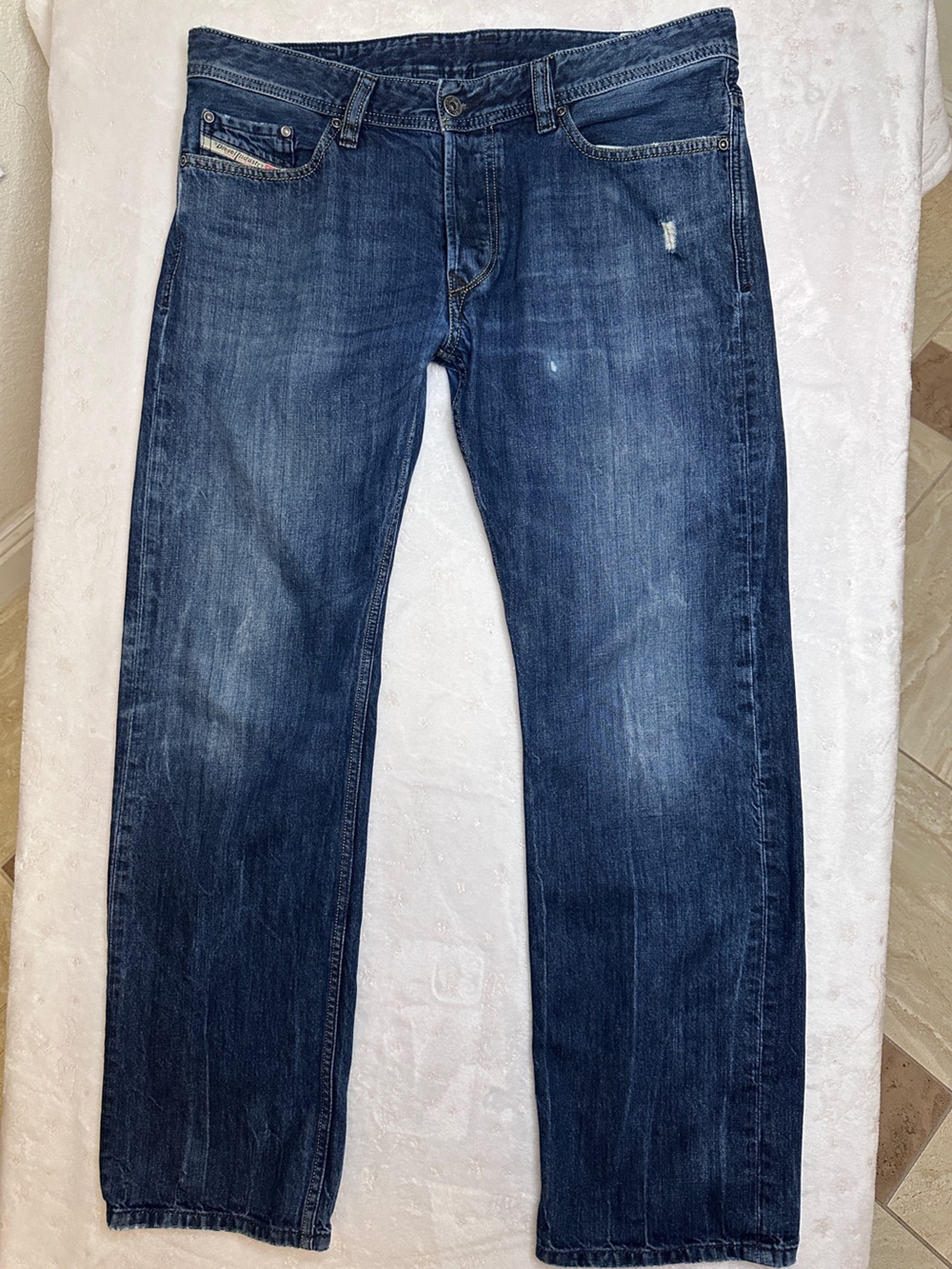 Vintage Diesel Men’s Regular Straight Dark Blue Washed Jeans